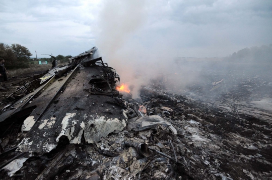 Yang tersisa dari tragedi jatuhnya Malaysia Airlines di Ukraina