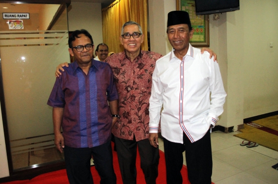 Peringati Nuzulul Quran, Wiranto ajak masyarakat doakan Jokowi