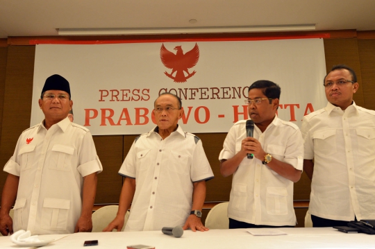 Jumpa pers Prabowo saat minta KPU hentikan rekapitulasi suara
