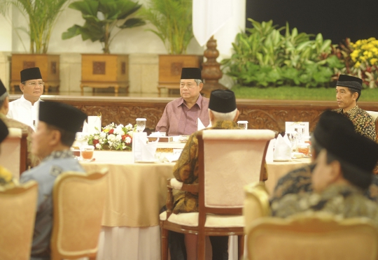 Suasana akrab hiasi buka puasa bareng SBY, Jokowi dan Prabowo