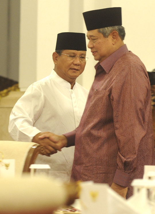 Suasana akrab hiasi buka puasa bareng SBY, Jokowi dan Prabowo