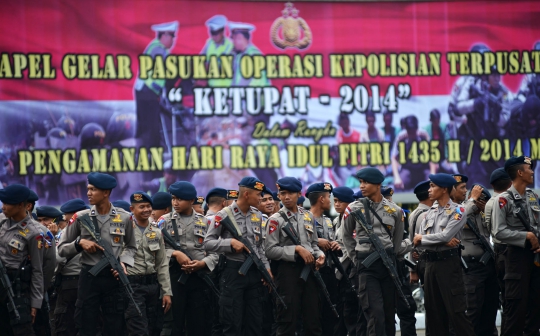 Ribuan polisi apel Operasi Ketupat 2014