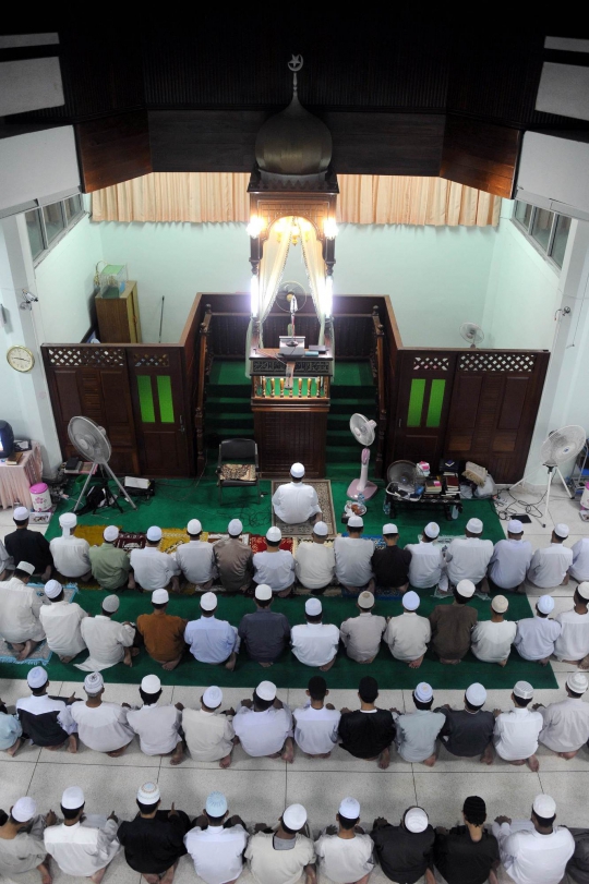 Mengintip kegiatan muslim Thailand di Masjid Narathiwat