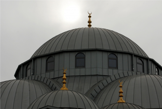 Menelusuri Masjid Merkez, tempat suci muslim terbesar di Jerman