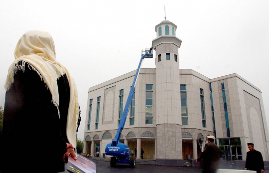 Kemegahan Baitul Futuh, rumah Allah terbesar di Eropa Barat