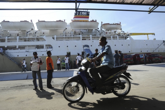 Ribuan pemudik motor padati Pelabuhan Tanjung Priok