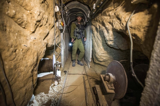 Tentara Israel temukan terowongan selundupan militan Palestina