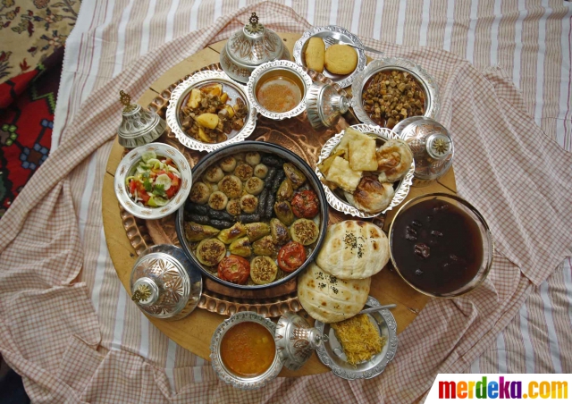 Foto : Mengenal makanan buka puasa yang paling disukai muslim di dunia 