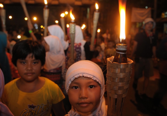 Kemeriahan pawai obor di Ibu Kota sambut Idul Fitri 1435 H