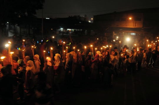 Kemeriahan pawai obor di Ibu Kota sambut Idul Fitri 1435 H