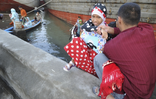 Potret pelaksanaan salat Id di Pelabuhan Sunda Kelapa