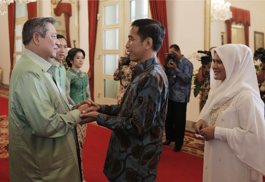 Presiden SBY sambut hangat kedatangan Jokowi-JK di Istana Negara