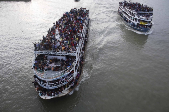 Menengok tradisi pulang kampung ala warga Bangladesh