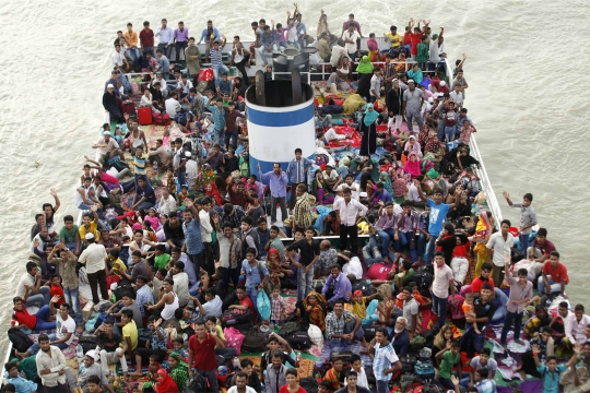 Menengok tradisi pulang kampung ala warga Bangladesh