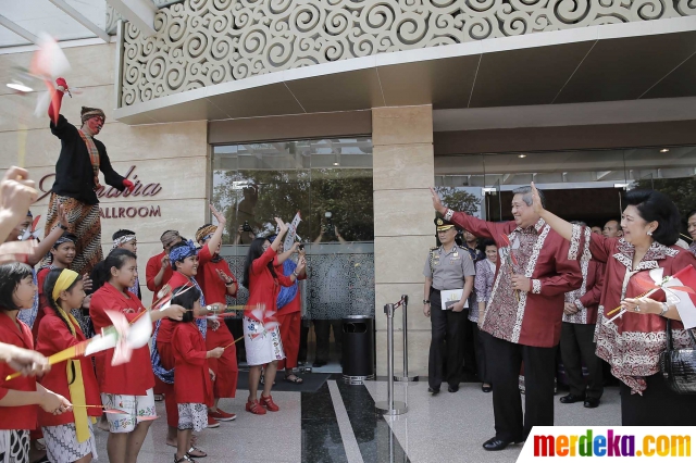 Foto Sby Hadiri Peringatan Hari Anak Nasional Di Tmii