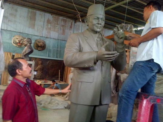 Menengok pembuatan patung enam presiden Indonesia di Yogya