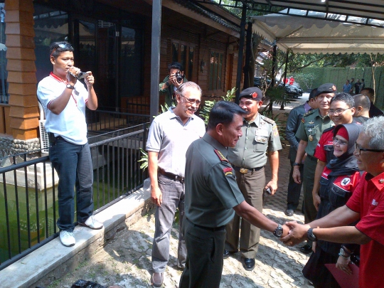 Jenderal Moeldoko temui Iwan Fals bahas wabah ISIS di Indonesia