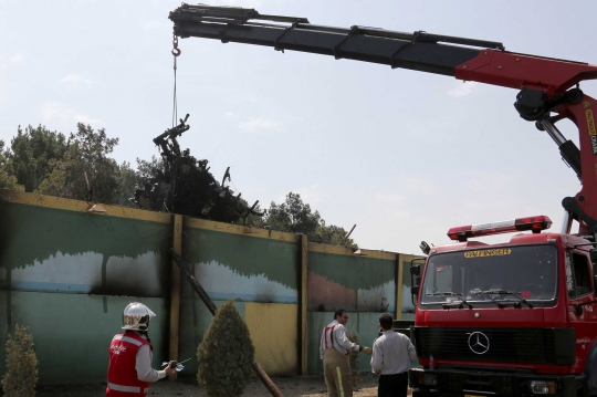 48 Tewas dalam insiden kecelakaan pesawat di Teheran