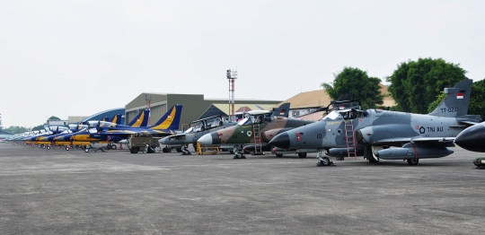Barisan pesawat tempur TNI AU siap meriahkan HUT RI