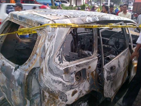 Ini 3 Mobil yang terbakar hebat usai kecelakaan di Bintaro