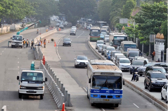 Kemacetan lalu lintas Sudirman akibat proyek MRT