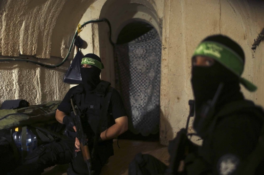 Mengikuti pergerakan pejuang Hamas di lorong bawah tanah Gaza