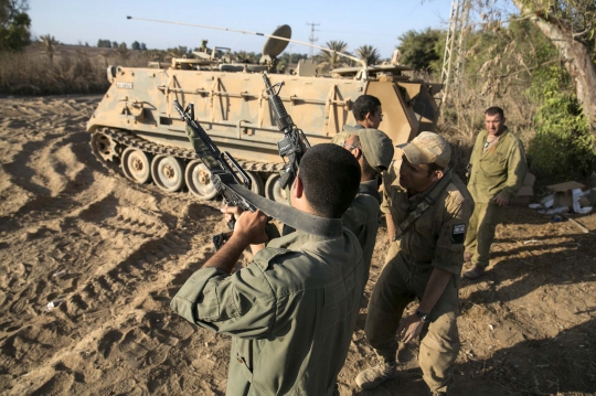 Barisan tank Israel kembali kepung perbatasan Jalur Gaza