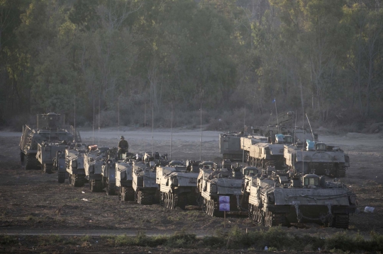 Barisan tank Israel kembali kepung perbatasan Jalur Gaza