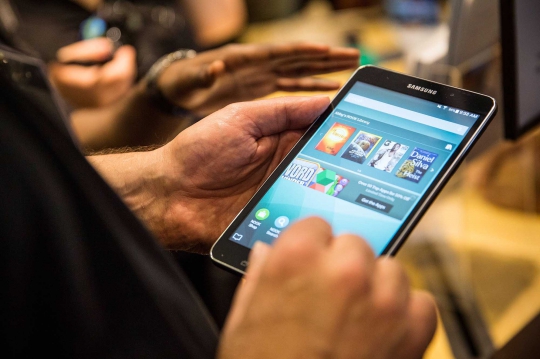 Samsung dan Barnes & Noble luncurkan tablet Galaxy Tab 4 Nook