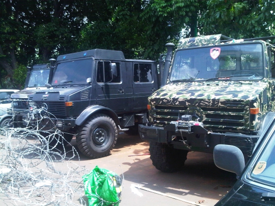 Ini mobil unimog yang dipakai massa Prabowo bentrokan di MK