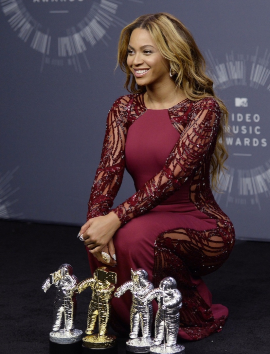 Beyonce borong 4 trofi MTV Video Music Award 2014