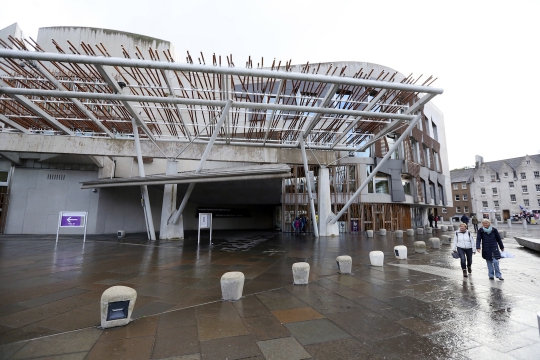 Melihat keunikan Gedung Parlemen Skotlandia