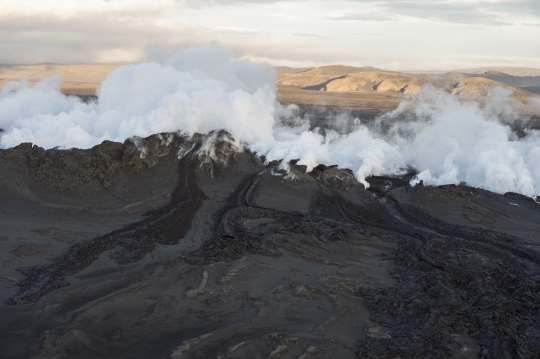 Kedahsyatan erupsi Gunung Bardarbunga di Islandia