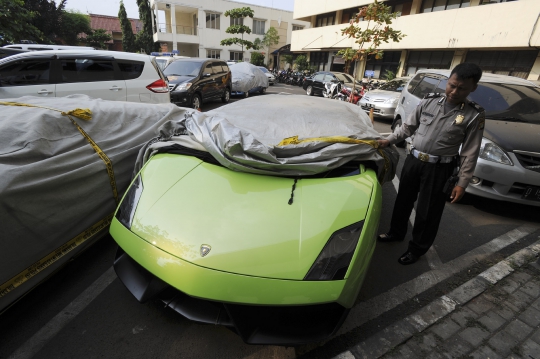 Ini Lamborghini Haji Lulung yang disita Polda Metro Jaya