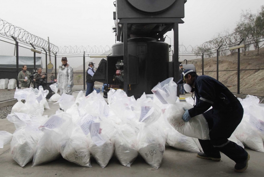 Peru musnahkan 7,7 ton kokain selundupan berkedok batu bara