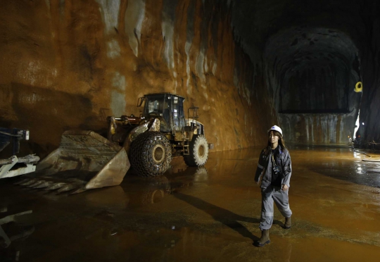 Mengunjungi gua hidrokarbon cair pertama di Asia Tenggara