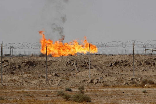 Menelusuri ladang minyak Rumaila di selatan Irak