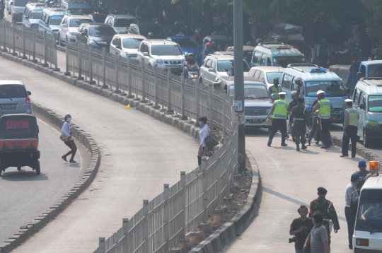 Polisi kembali tilang para penerobos jalur Transjakarta