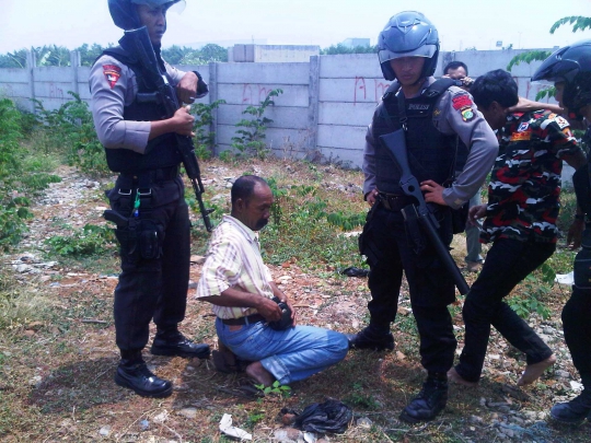 Ini anggota Laskar Merah Putih yang duduki tanah Waduk Ria Rio