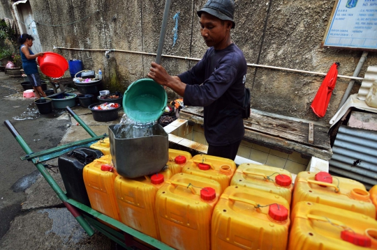 Pemprov DKI batasi penggunaan air bersih bagi warga miskin