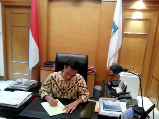 Mengintip aktivitas Jokowi selesaikan tugas Gubernur DKI Jakarta
