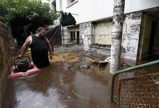 Banjir akibat badai landa selatan Prancis, lima orang tewas