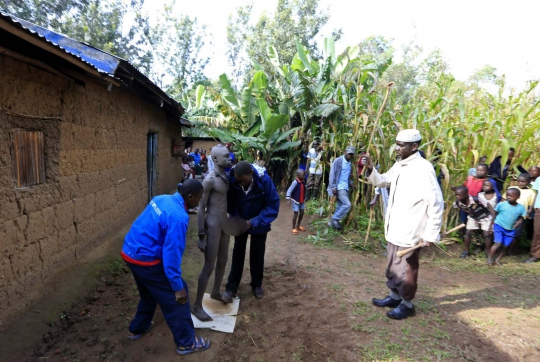 Ritual unik tradisi sunatan ala Kenya