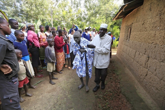 Ritual unik tradisi sunatan ala Kenya