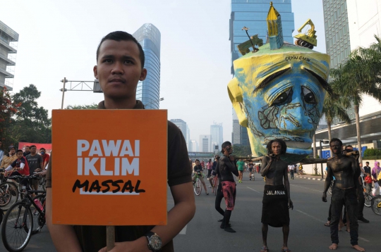 Tolak eksploitasi alam, aktivis bawa 'wajah murung bumi' di HI