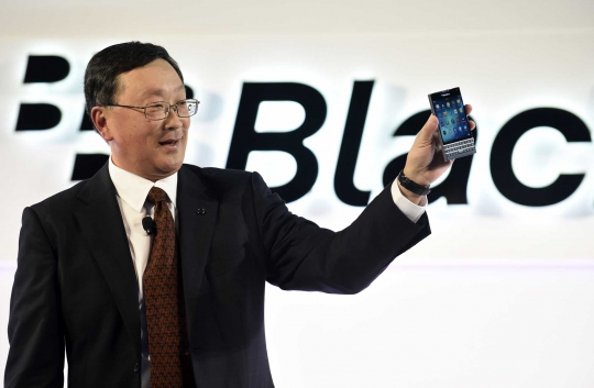BlackBerry Passport berbekal RAM 3GB resmi meluncur