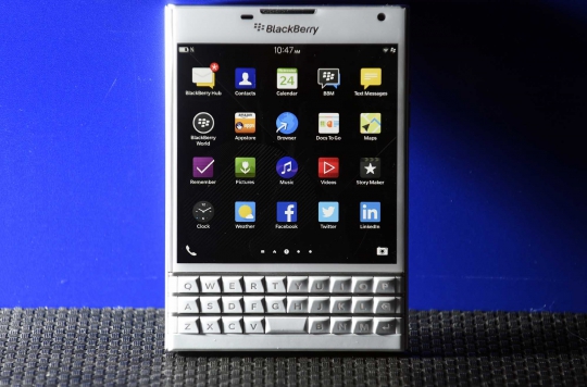BlackBerry Passport berbekal RAM 3GB resmi meluncur