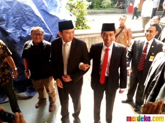 Foto : Keakraban Jokowi-Ahok saat hadiri pelantikan Ketua 