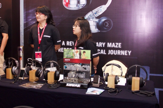 Berbagai produk headphone canggih di pameran High-End Audio