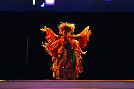 Tari kolosal meriahkan malam Gebyar Budaya di Monas